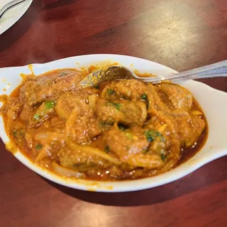 24. Beef Dopyaza