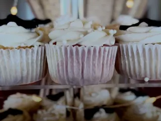 Sweet Expressions Desserts