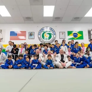 Grand Opening I'm Cordes Village Plaza January 2022