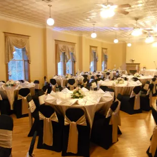 Hall of Honor Ballroom- holds 150 people seated (tables and chairs included)