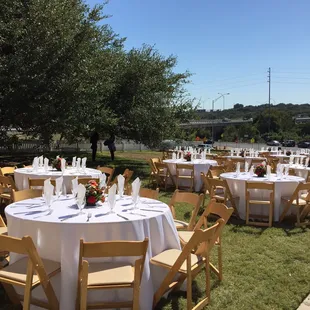 Reception on the lawn.