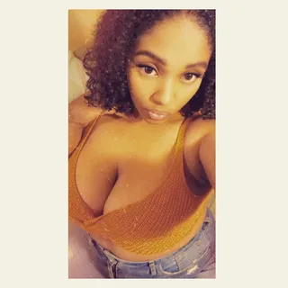 Alexis R.