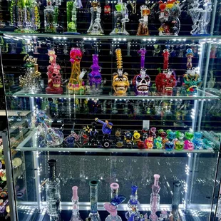 Glass pieces ask for prices