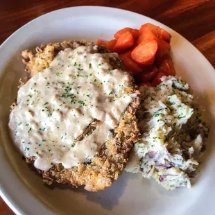 food, chicken wings and fried chicken