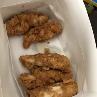 8 Piece Chicken Tenders &amp; 2 Sauces