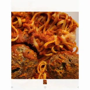 Monday deal. Spaghetti and meatballs. . Was made with fettuccine noodles not spaghetti.