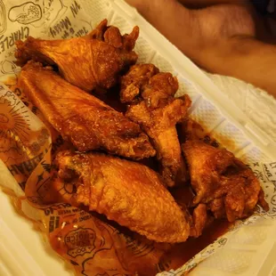 bbq chicken, chicken wings and fried chicken, chicken wings, poultry, fried chicken, food, fried chicken wings, bbq wings, chicken