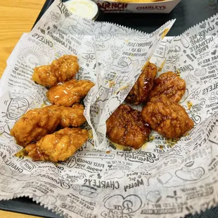 chicken wings, bbq wings, fried chicken wings, fried chicken, chicken, bbq chicken, poultry, chicken wings and fried chicken, food