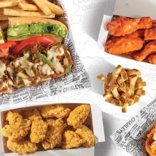 food, chicken wings and fried chicken