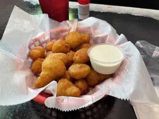 Flynn’s Village Grill