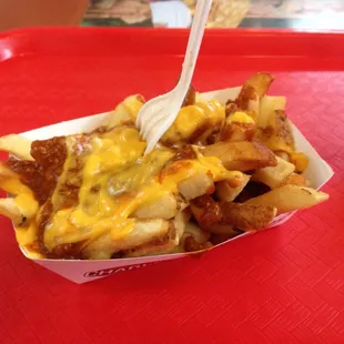 Chili cheese fries