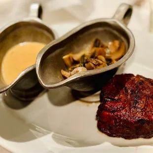 Filet special with mushroom and Asian fusion sauce