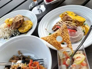 Everglades Restaurant