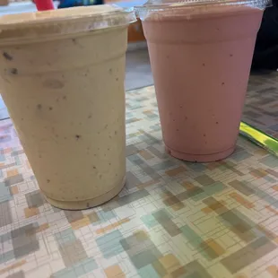 Medium chubby Elvis and strawberry cheesecake shakes!