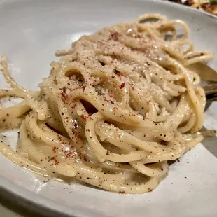 Spaghetti Cacio E Pepe