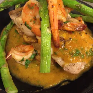Mahi mahi with shrimp
