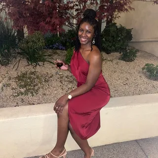 Shania C.