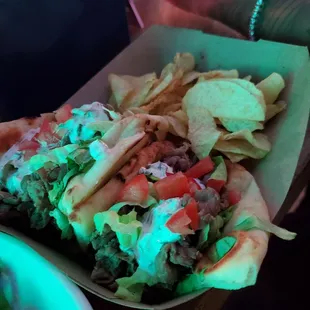 Beef gyro with kettle chipd