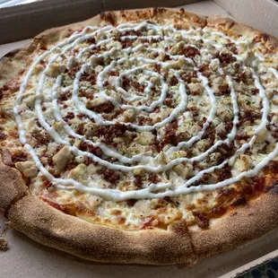 Chicken bacon ranch pizza