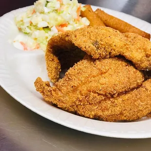 fried chicken and coleslaw