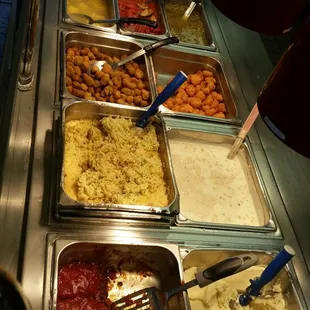 Cafeteria style, fast and ready.