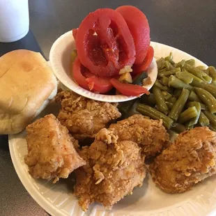 Chicken chunks, stewed zucchini and tomatoes and green beans