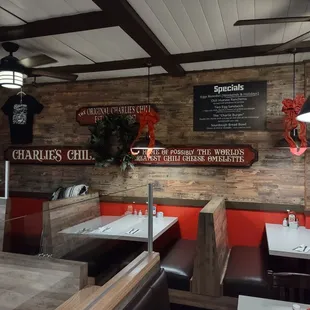 Love the Christmas spirit!