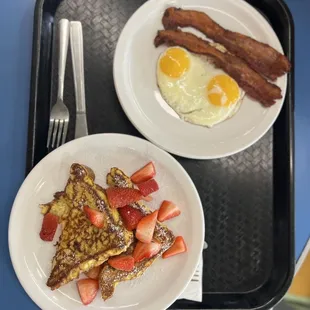 Charlies World Famous French Toast combo with bacon and eggs