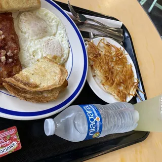 Corned Beef Hash, Eggs and Toast