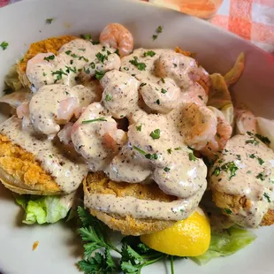 Fried green tomatoes w/shrimp remoulade