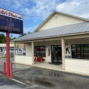 Charlie&apos;s Dinner on Philips HWY next to the NAPA Auto Parts. A good amount of parking. And some out door seating.