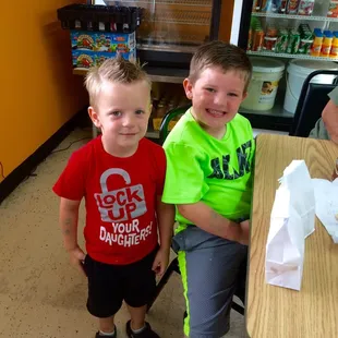 Happy boys with happy stomachs!