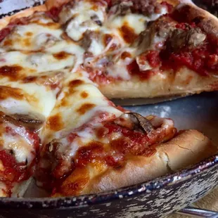 "Deep dish" Chef's special.   Mushrooms &amp; sausage.