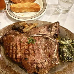 26 oz t-bone w/ steak fries and creamed spinach