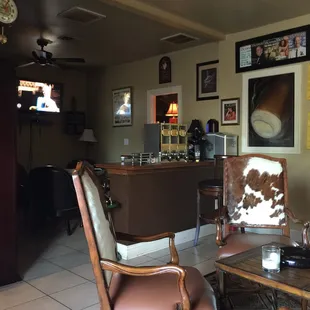 The members only back room