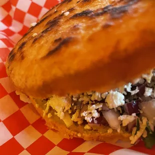 The Gordita de chicharron up close