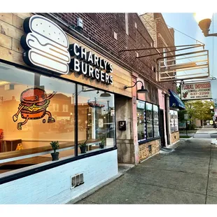 2320N.Cicero Ave. New Small Burgers Joint.Small Menu but Great Burgers,Maxwells Polish,Chicago Hot Dogs.Great Service. Worth to Stop!