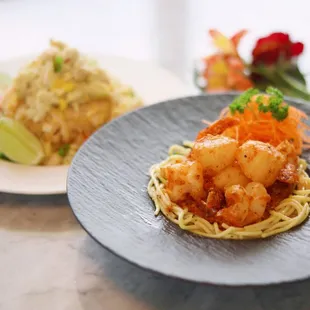 Charm Garlic Noodle.