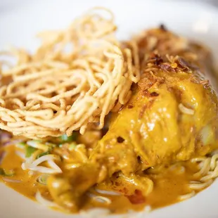 Khao Soi -Northern Style Curry Noodle. Choices of Beef or Tofu available :)