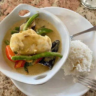 Halibut Green Curry Lunch Special