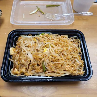 Chicken pad thai. Flavor is good. Asked for extra noodles and did not get them. Not worth the $14 spent.