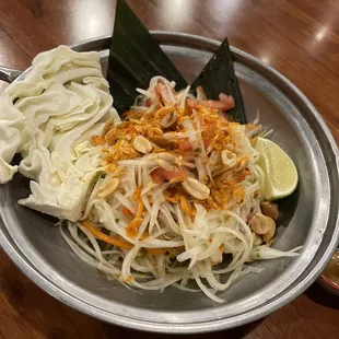 Som Tum Salad (Papaya Salad)