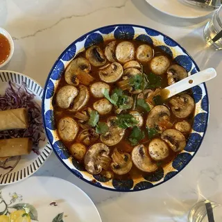 Tom Yum chicken soup