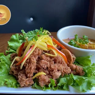 Yum Pla Duk Fuu ()