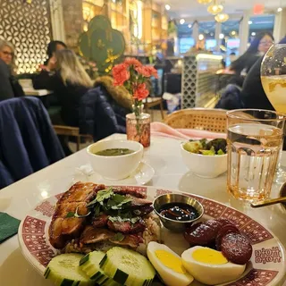 L Khao Moo Dang Moo Krob