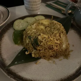 L Pineapple Fried Rice