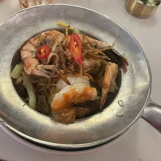 Shrimp Woon Sen Pot