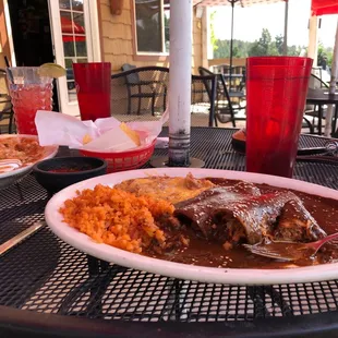 Mole Enchiladas