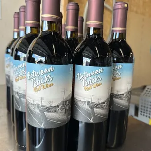 Popular red wine, Between the Tracks, at Charron Vineyards