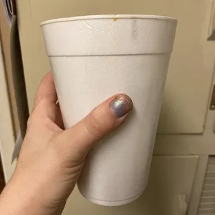 A large order or rice that costs an unreasonable amount of $9.50.